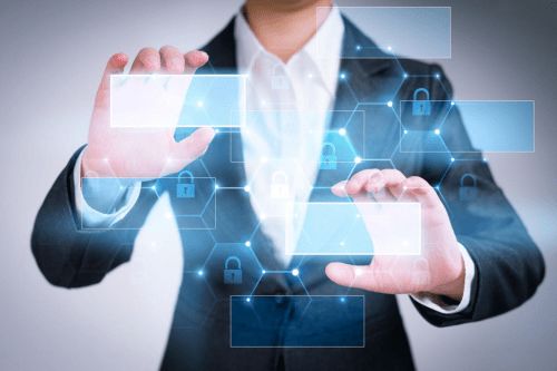 用友薪福社赋能保险业，互联网技术引领营销新篇章